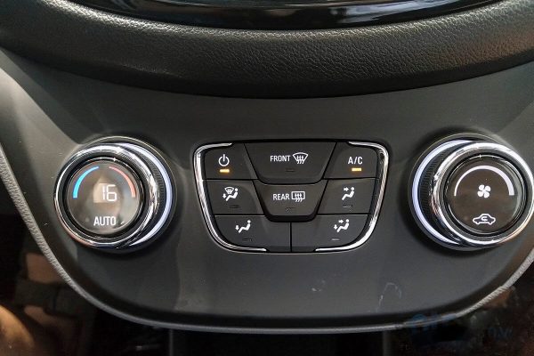 2019-vinfast-fadil-oto-com-vn-25-1cf2