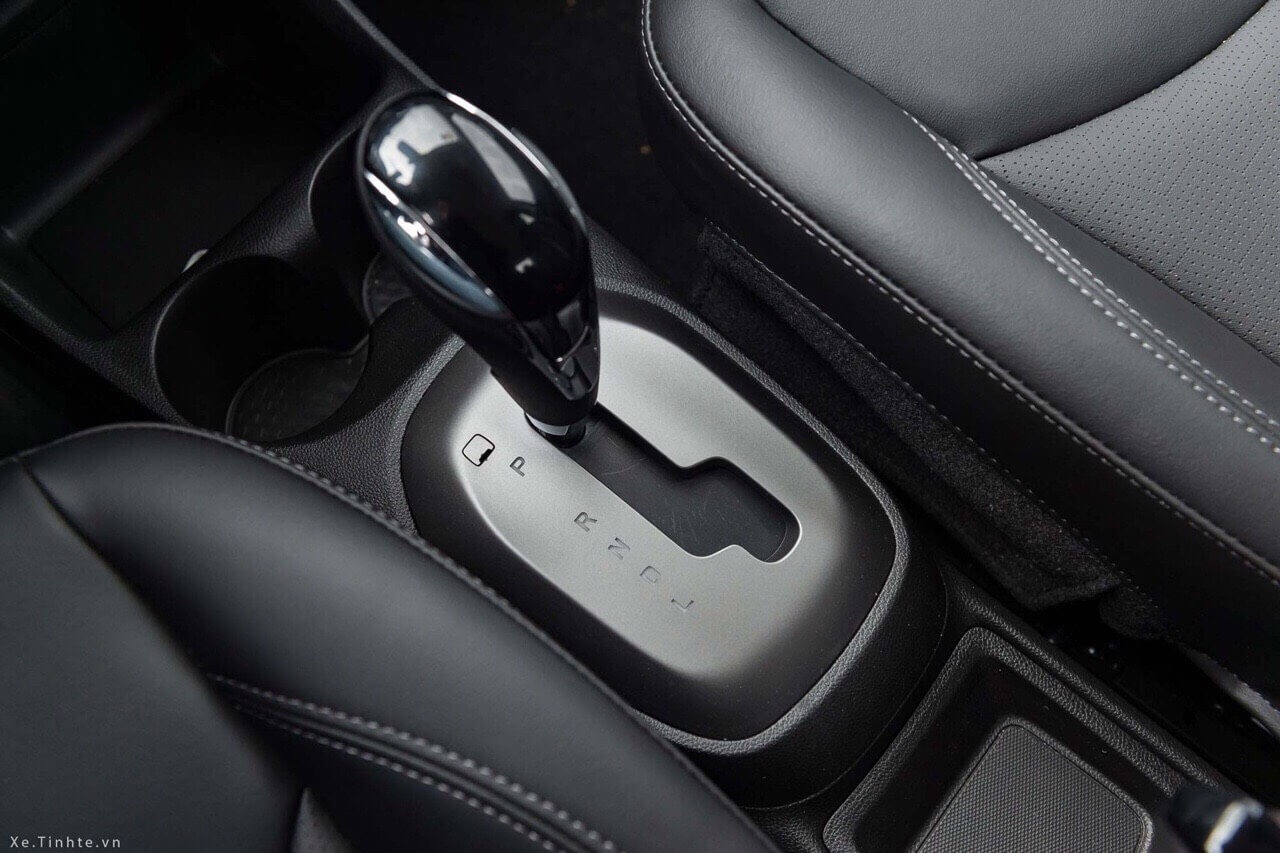 cần số vinfast fadil