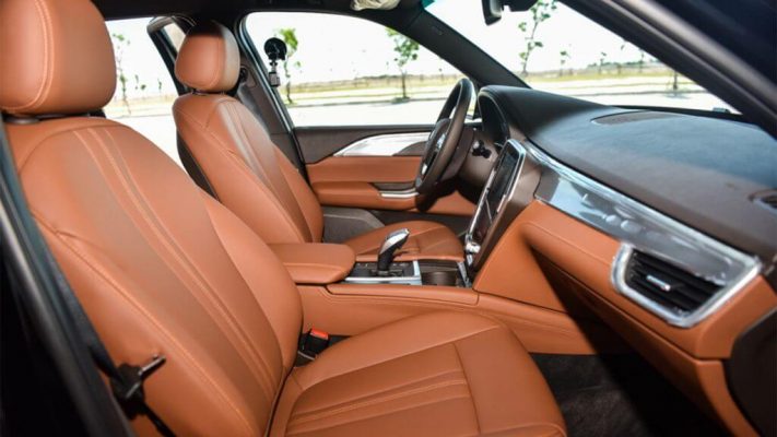 Nội thất VinFast Lux A2.0 màu nâu