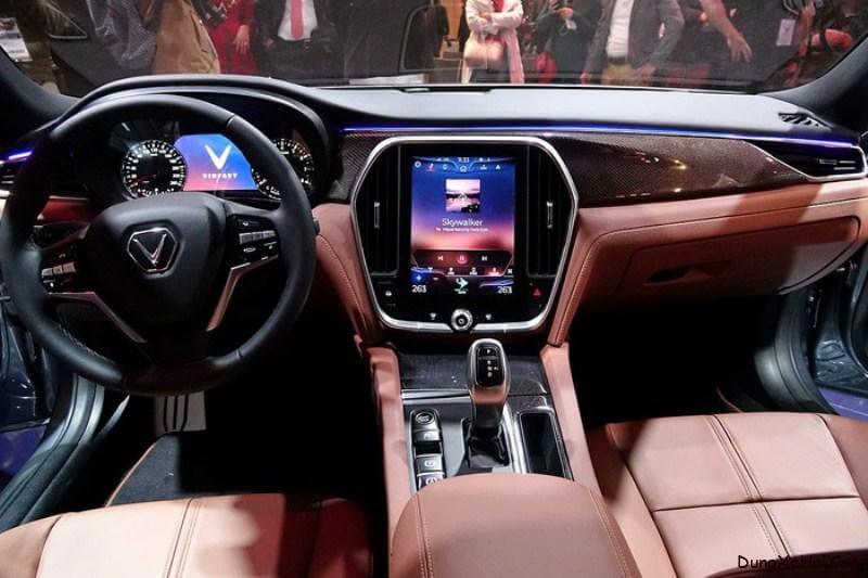 Hàng ghế trước VinFast Lux A2.0